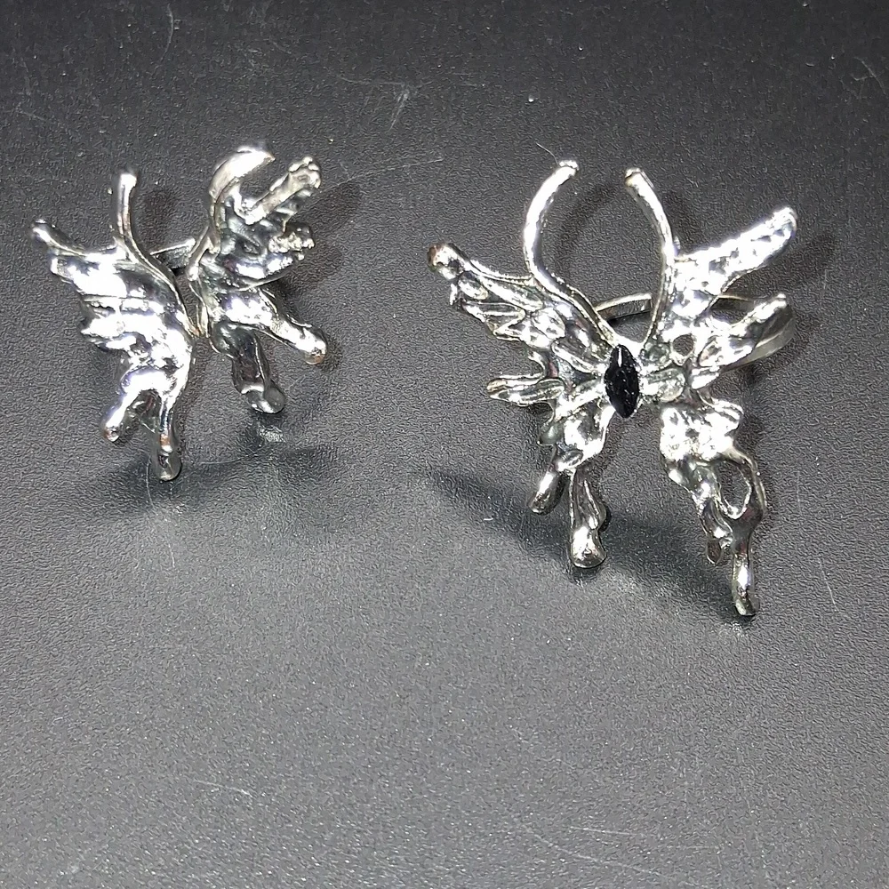 NWT Adorable Boho Silver Exaggerated Butterfly Adjustable Set Of Two Rings!!